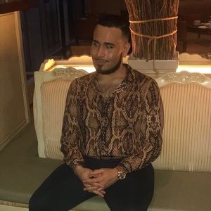 Meet your Posher, Sharif